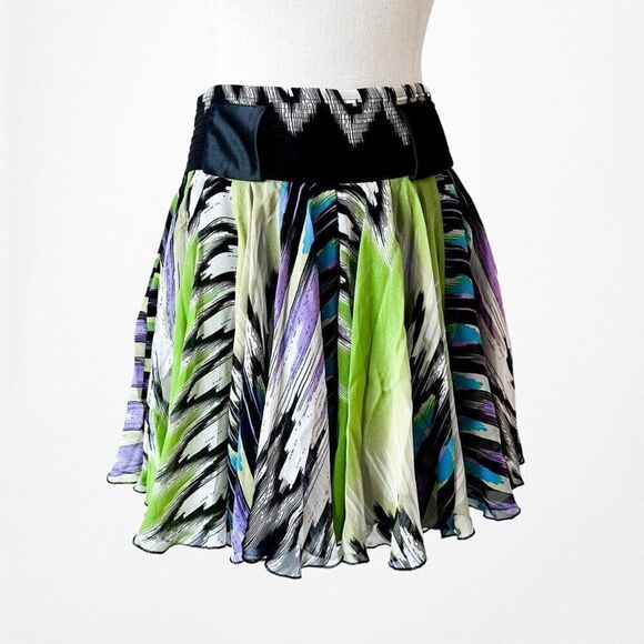 Bebe Black Silk White Purple Green Flared Pleated Skater Flowy Mini Skirt Size S - Picture 4 of 6